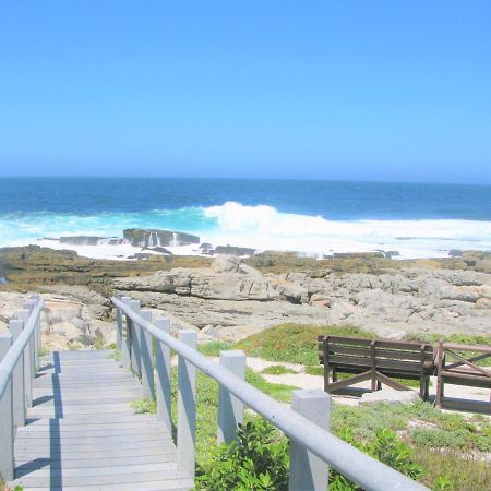 Beachfront House - Hermanus Whale View Villa Екстериор снимка