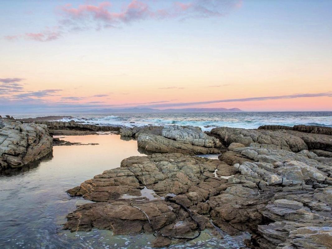 Beachfront House - Hermanus Whale View Villa Екстериор снимка