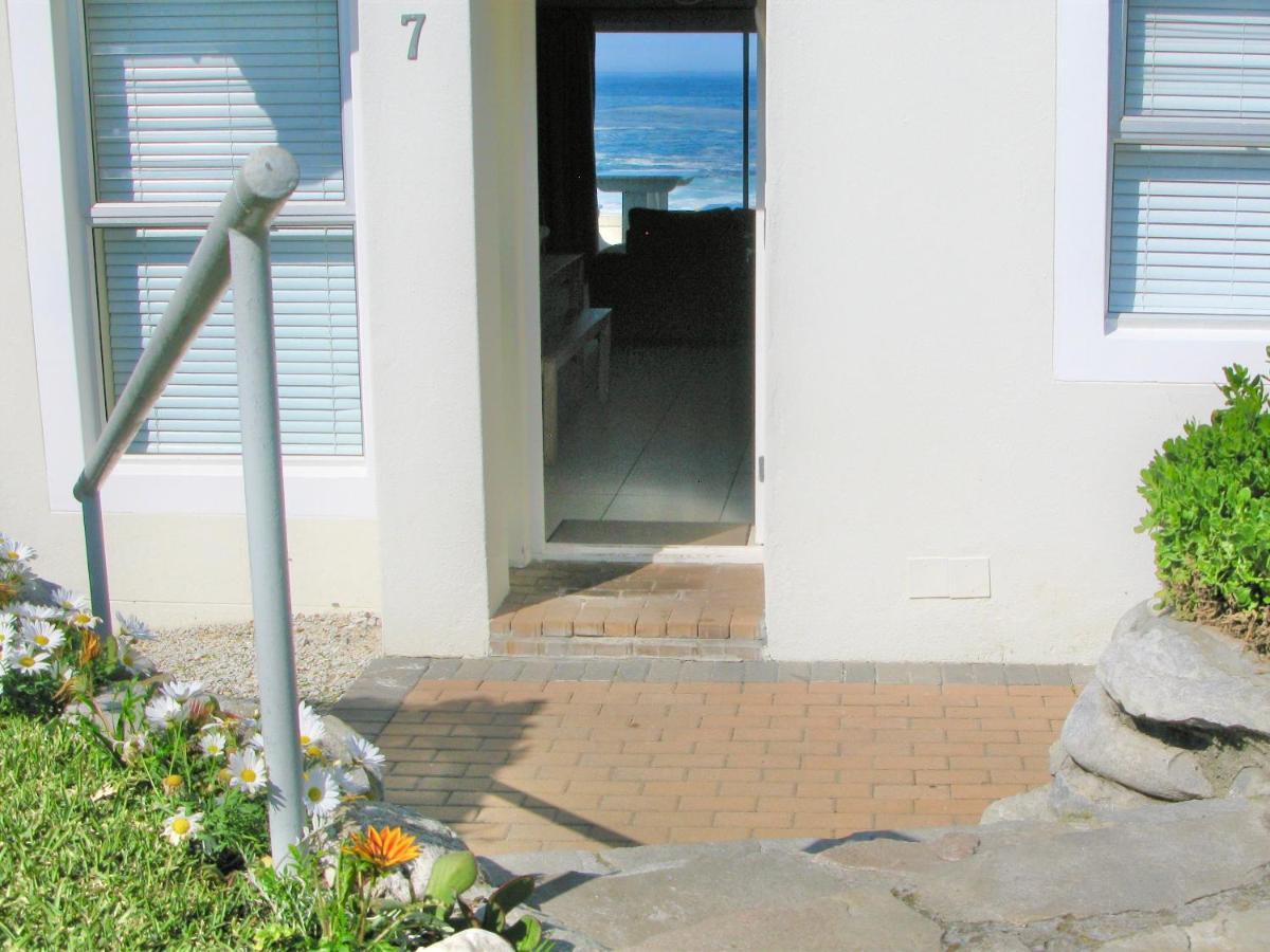 Beachfront House - Hermanus Whale View Villa Екстериор снимка