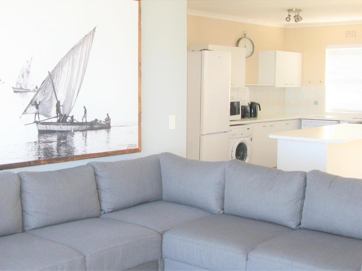 Beachfront House - Hermanus Whale View Villa Екстериор снимка