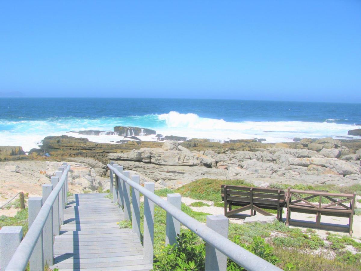 Beachfront House - Hermanus Whale View Villa Екстериор снимка
